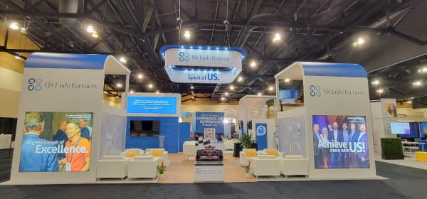 Custom Trade Show Displays Install